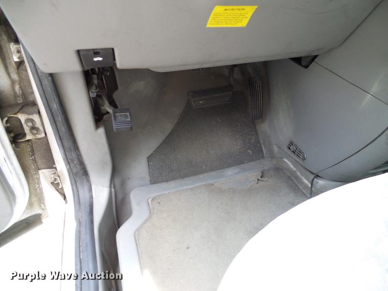 image for item DD8187 2007 Chevrolet Uplander Cargo van