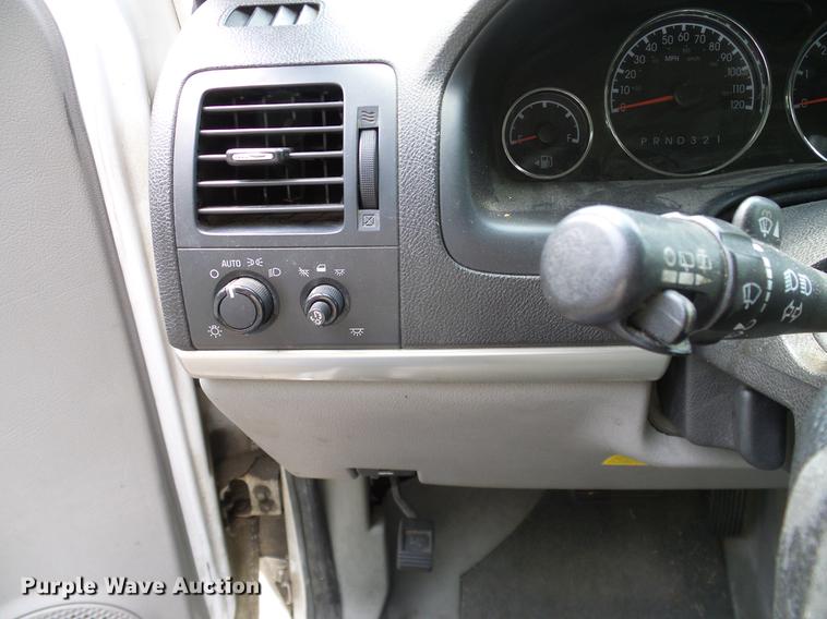 image for item DD8187 2007 Chevrolet Uplander Cargo van