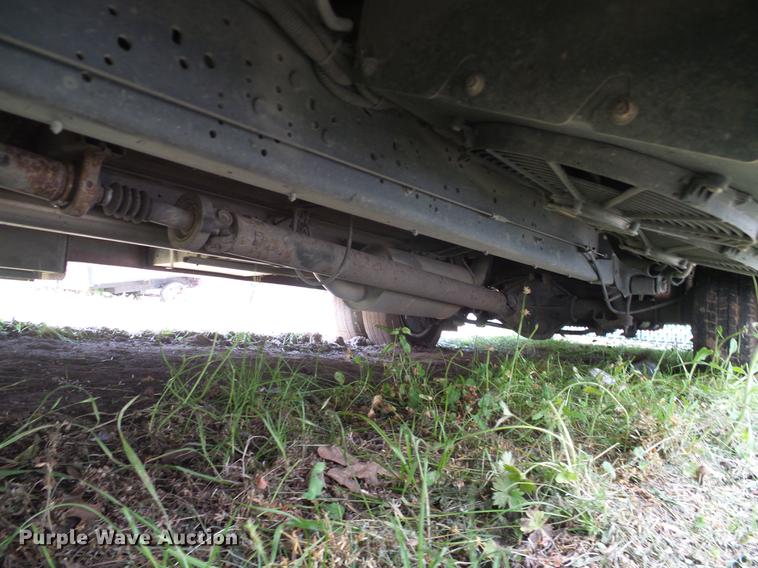 image for item DD8189 2009 Ford E450 shuttle bus