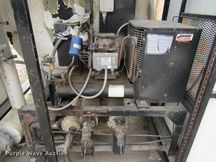 image for item DD8782 1968 liquid carbon dioxide storage tank