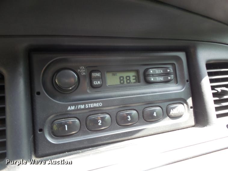 image for item DE1673 2003 Ford Crown Victoria Police Interceptor