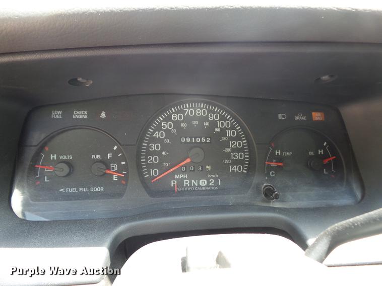 image for item DE1673 2003 Ford Crown Victoria Police Interceptor