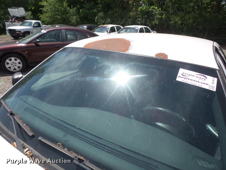 image for item DE1673 2003 Ford Crown Victoria Police Interceptor