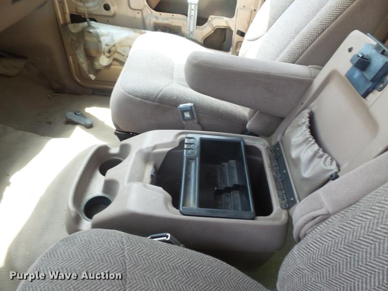 image for item DE1677 1993 Ford F150 SuperCab pickup truck