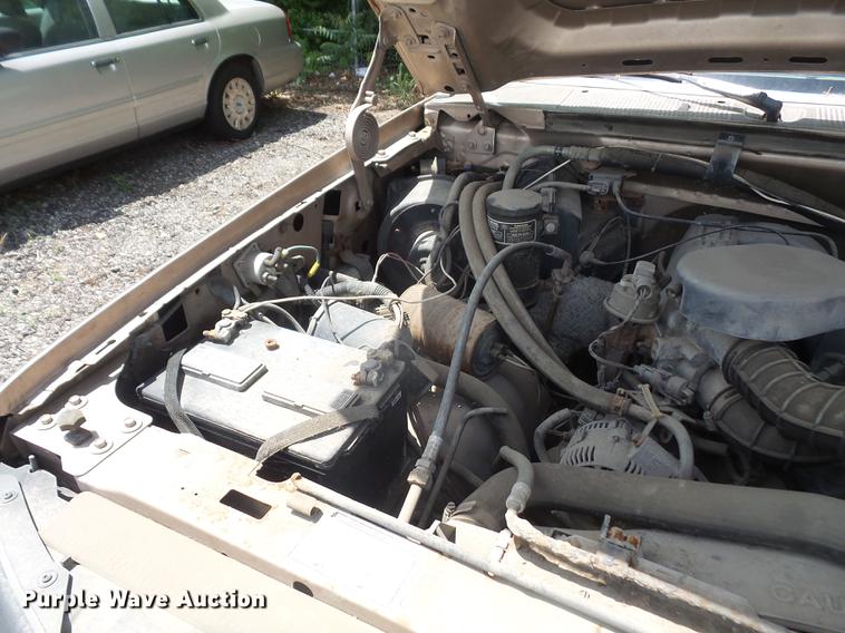 image for item DE1677 1993 Ford F150 SuperCab pickup truck