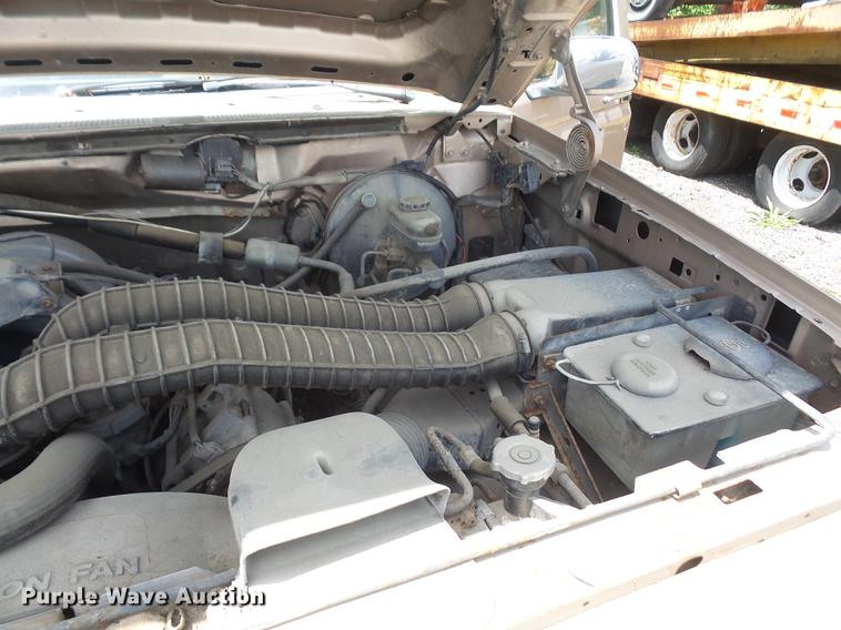 image for item DE1677 1993 Ford F150 SuperCab pickup truck