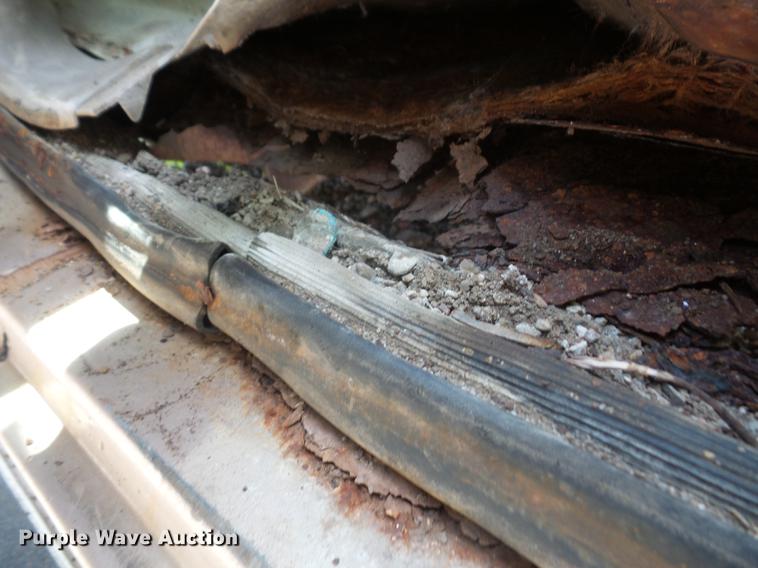 image for item DE1677 1993 Ford F150 SuperCab pickup truck