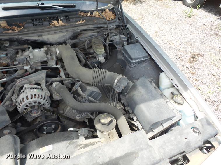 image for item DE1679 2003 Ford Crown Victoria Police Interceptor