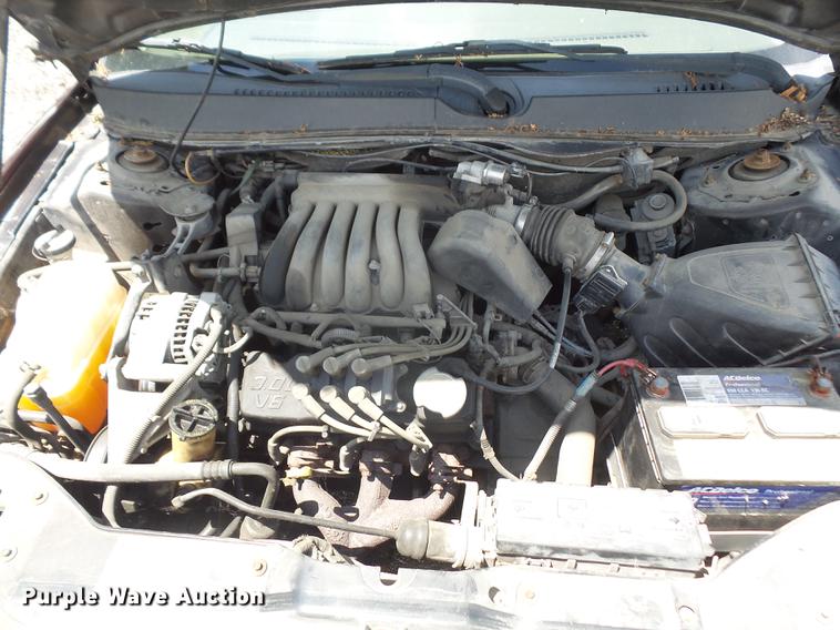 image for item DE1680 2001 Ford Taurus LX