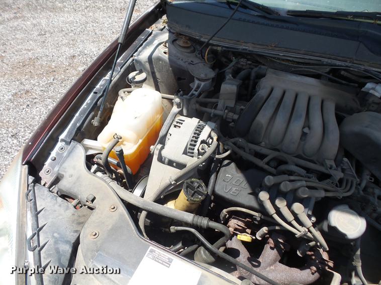 image for item DE1680 2001 Ford Taurus LX