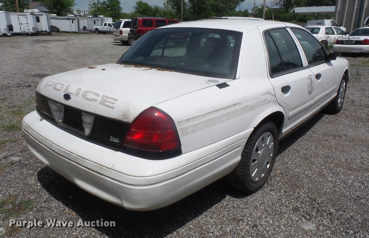 image for item DE1681 2008 Ford Crown Victoria Police Interceptor