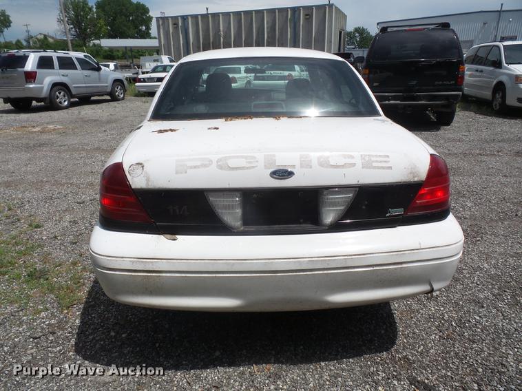 image for item DE1681 2008 Ford Crown Victoria Police Interceptor