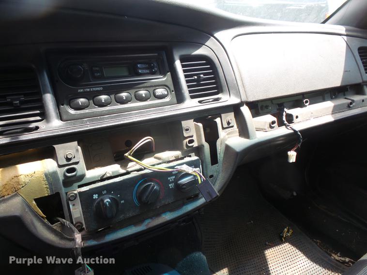 image for item DE1681 2008 Ford Crown Victoria Police Interceptor