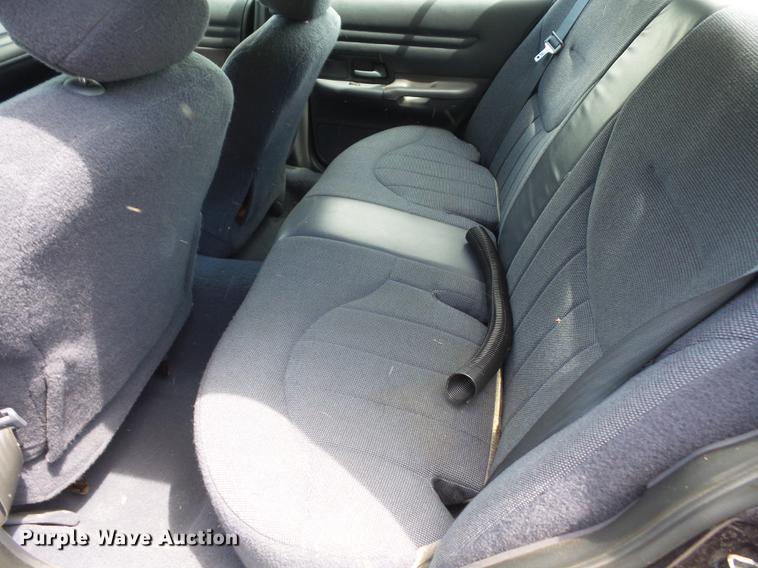 image for item DE1683 2001 Ford Crown Victoria Police Interceptor