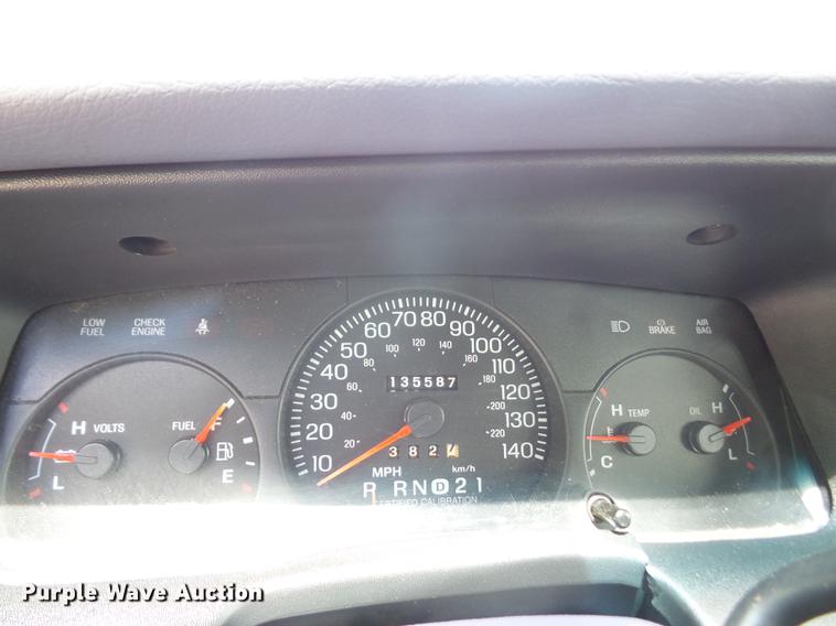 image for item DE1683 2001 Ford Crown Victoria Police Interceptor