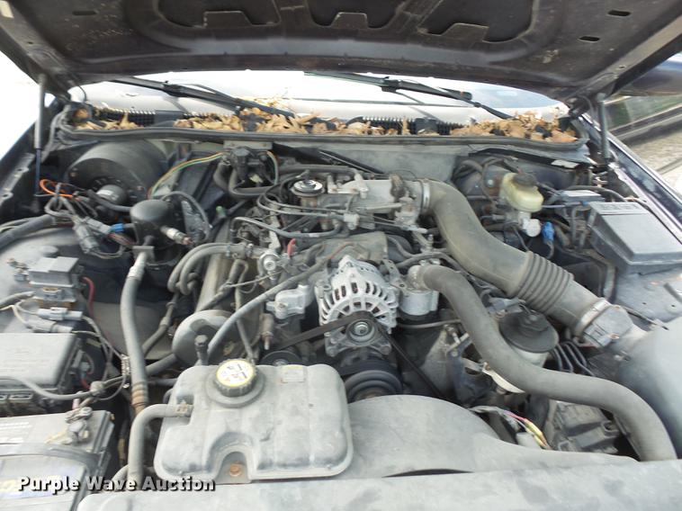 image for item DE1683 2001 Ford Crown Victoria Police Interceptor