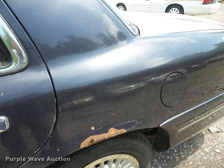 image for item DE1683 2001 Ford Crown Victoria Police Interceptor