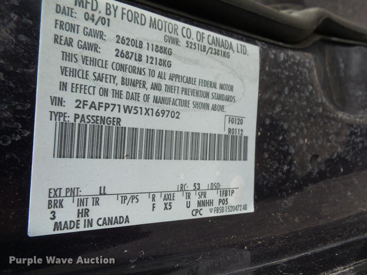 image for item DE1683 2001 Ford Crown Victoria Police Interceptor