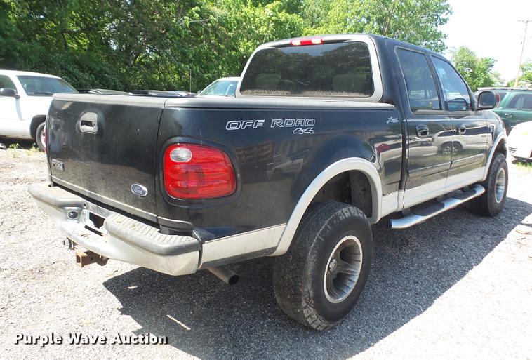 image for item DE1686 2001 Ford F150 SuperCrew pickup truck