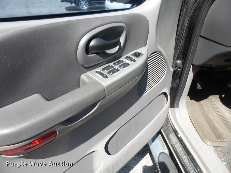 image for item DE1686 2001 Ford F150 SuperCrew pickup truck