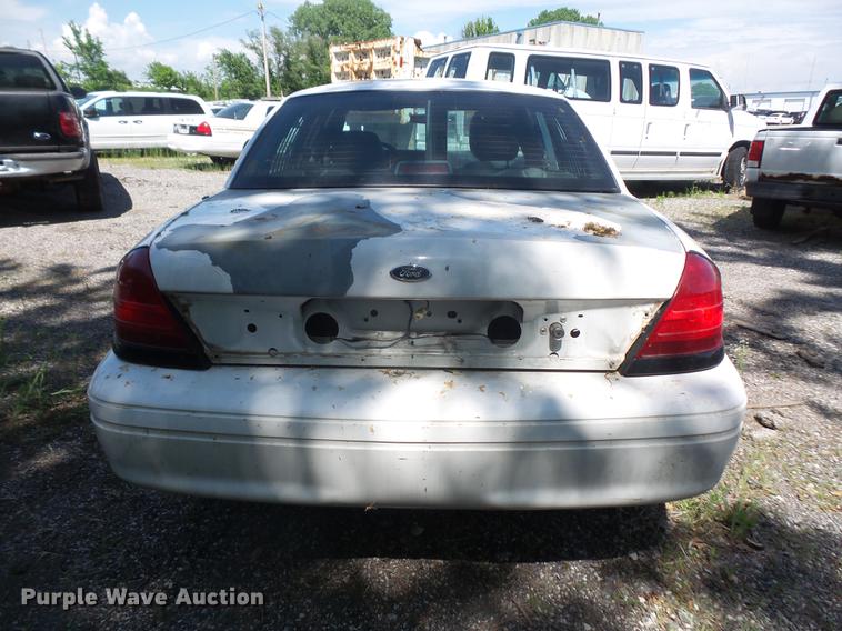 image for item DE1687 2011 Ford Crown Victoria Police Interceptor