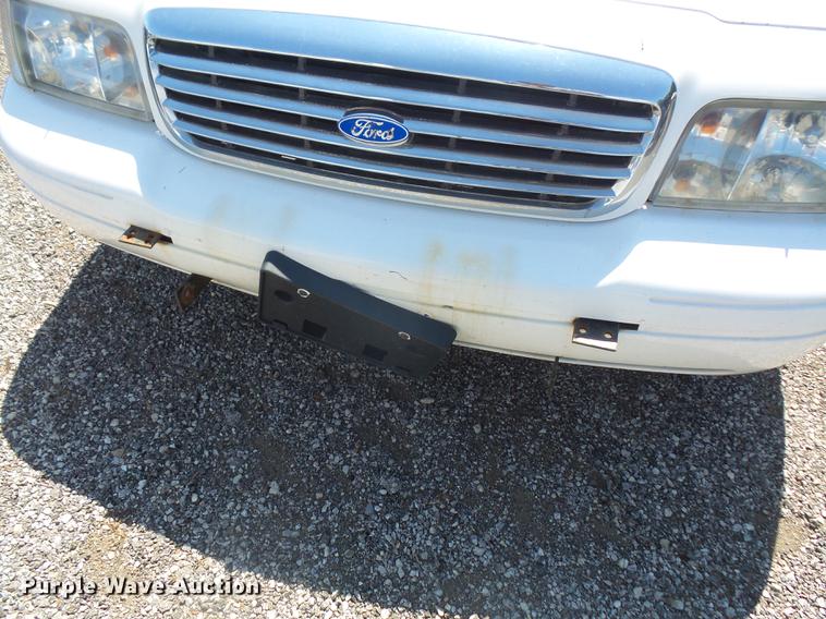 image for item DE1687 2011 Ford Crown Victoria Police Interceptor