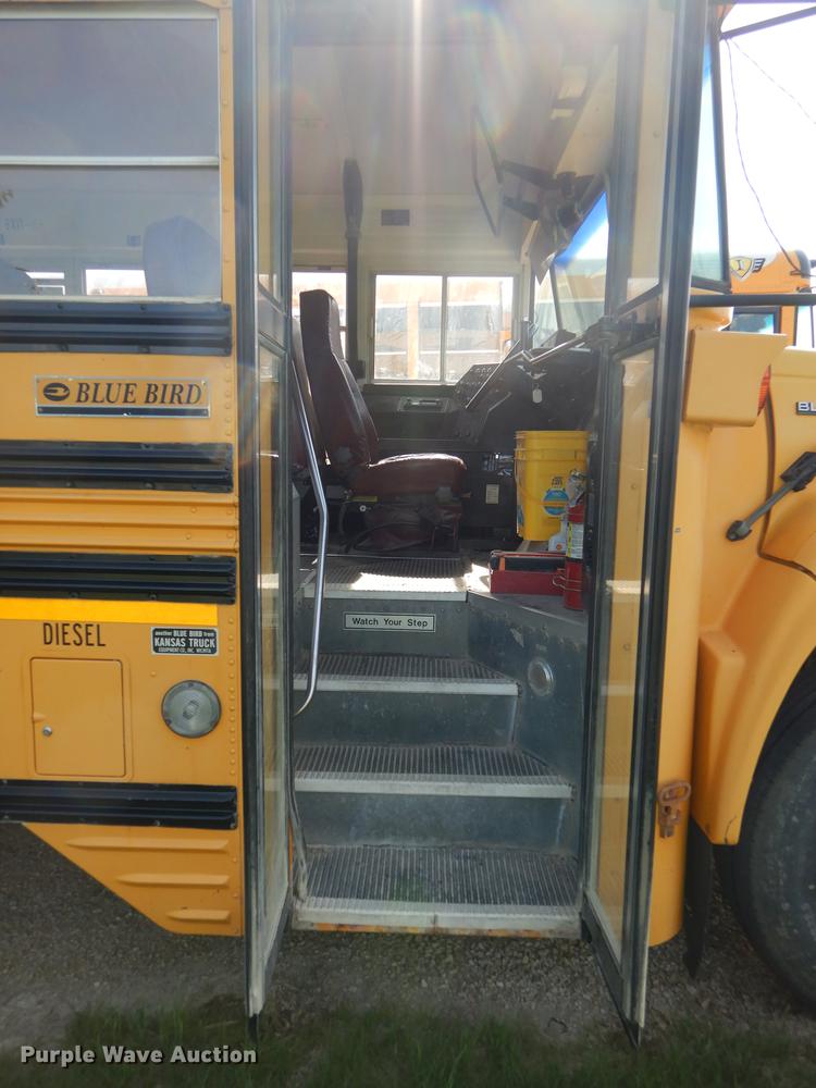 image for item DE1692 2000 Chevrolet C7H064 Blue Bird school bus