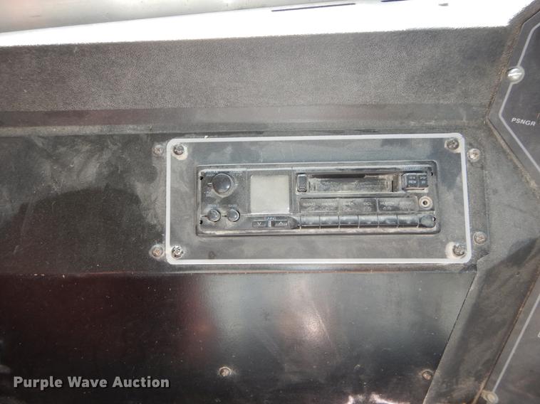 image for item DE1692 2000 Chevrolet C7H064 Blue Bird school bus