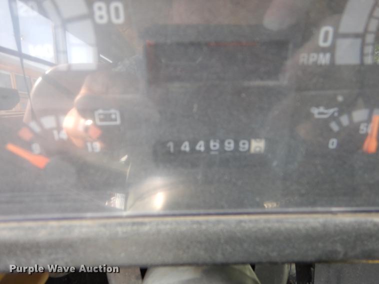 image for item DE1692 2000 Chevrolet C7H064 Blue Bird school bus