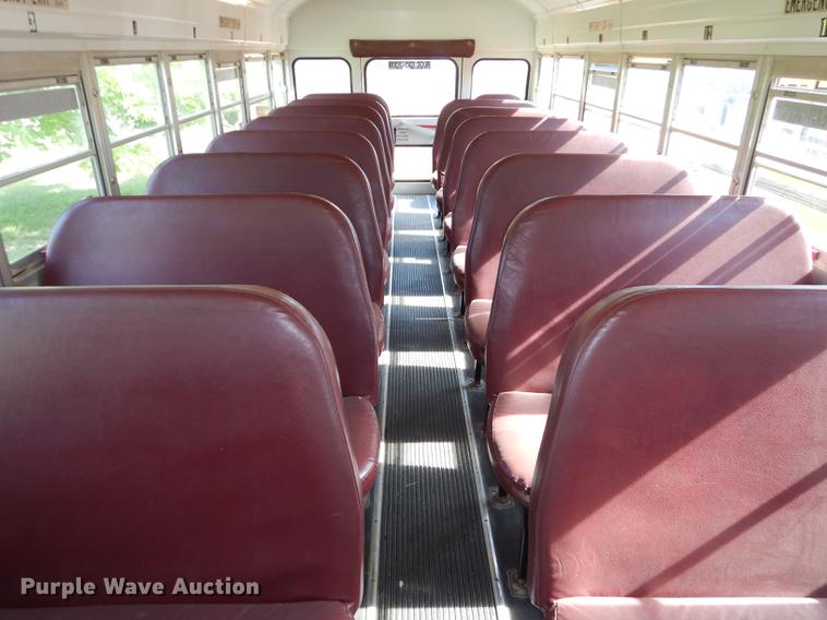 image for item DE1692 2000 Chevrolet C7H064 Blue Bird school bus