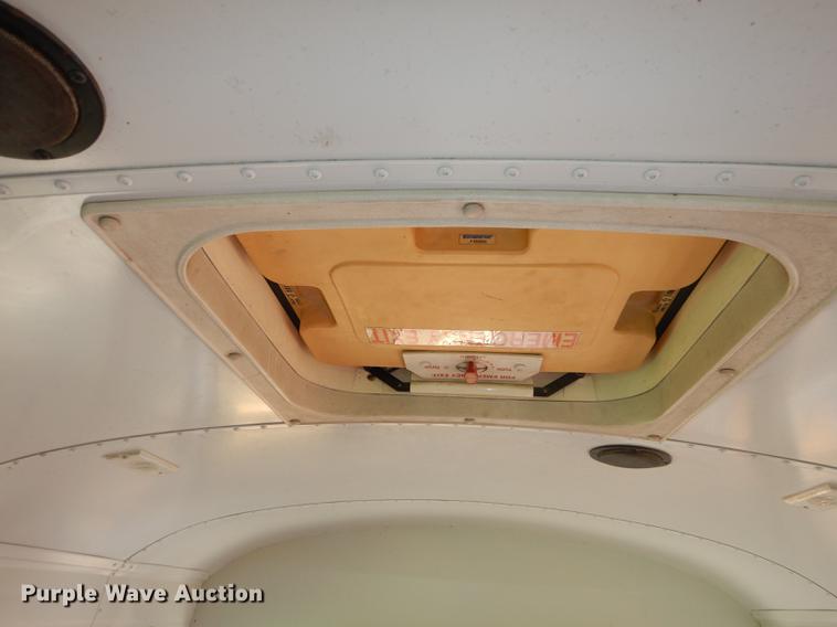 image for item DE1692 2000 Chevrolet C7H064 Blue Bird school bus