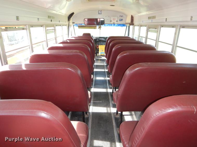 image for item DE1692 2000 Chevrolet C7H064 Blue Bird school bus