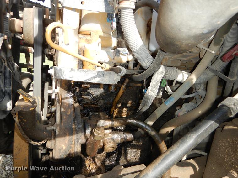 image for item DE1692 2000 Chevrolet C7H064 Blue Bird school bus