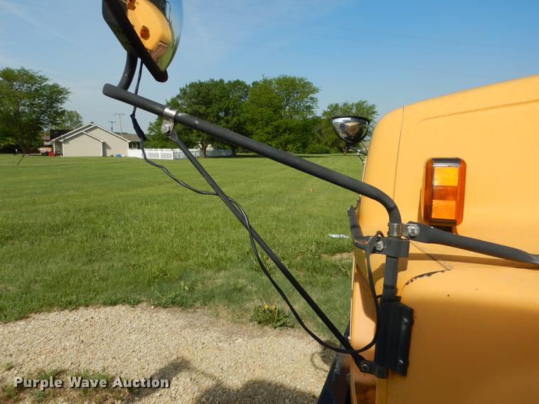 image for item DE1692 2000 Chevrolet C7H064 Blue Bird school bus