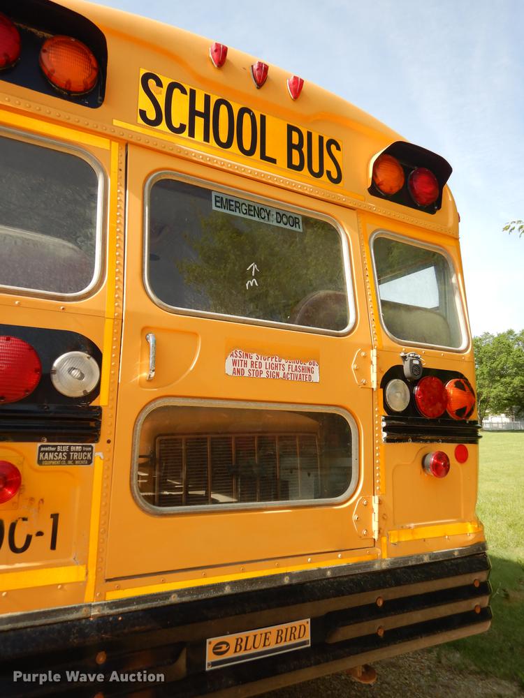 image for item DE1692 2000 Chevrolet C7H064 Blue Bird school bus