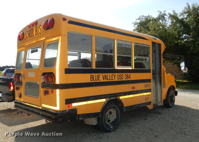 image for item DE1693 2002 Chevrolet Express 3500 micro Blue Bird school bus