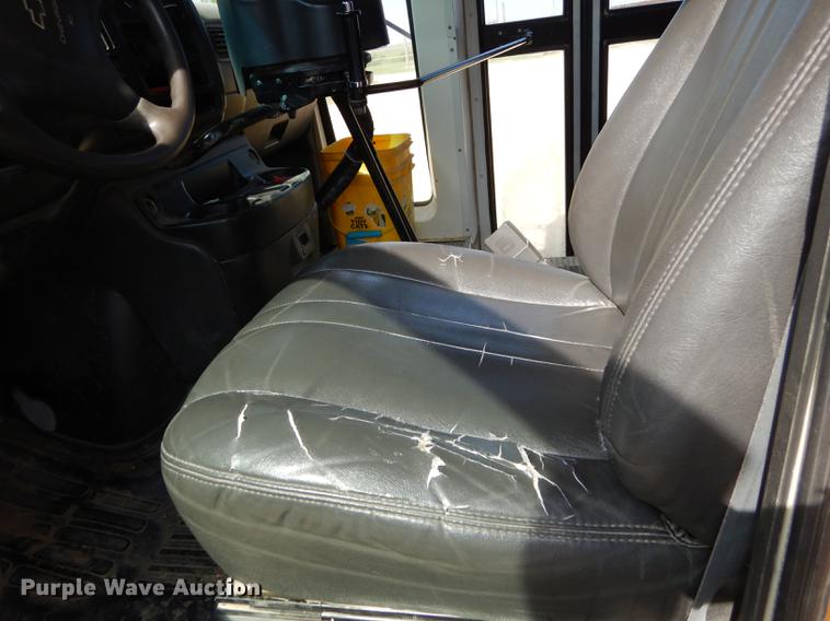 image for item DE1693 2002 Chevrolet Express 3500 micro Blue Bird school bus