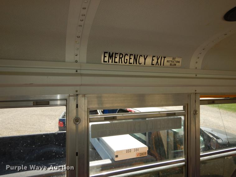 image for item DE1693 2002 Chevrolet Express 3500 micro Blue Bird school bus