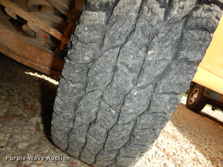 image for item DE1693 2002 Chevrolet Express 3500 micro Blue Bird school bus