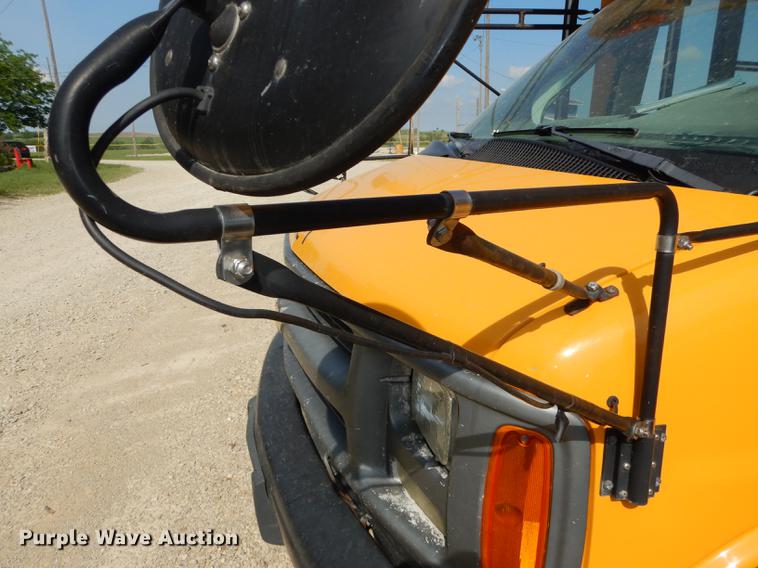 image for item DE1693 2002 Chevrolet Express 3500 micro Blue Bird school bus