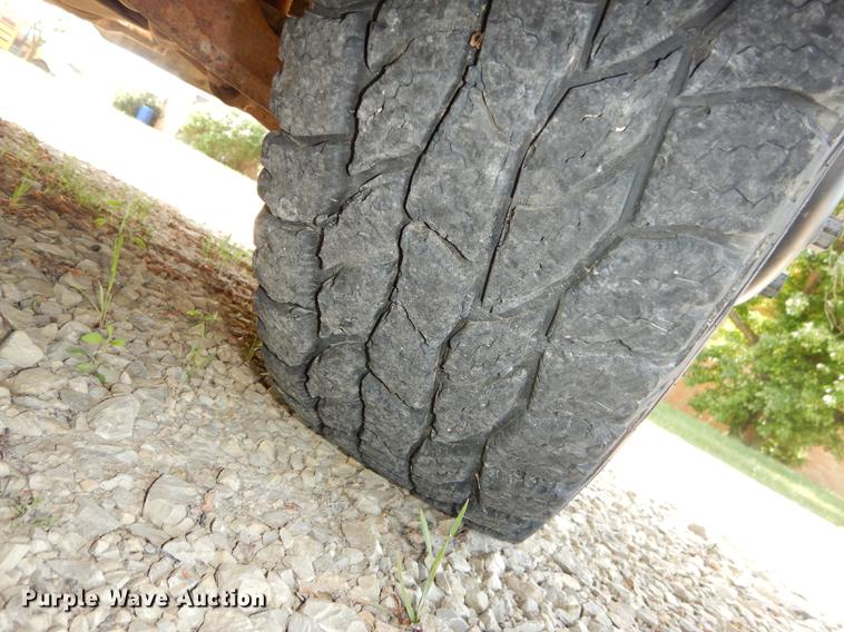 image for item DE1693 2002 Chevrolet Express 3500 micro Blue Bird school bus