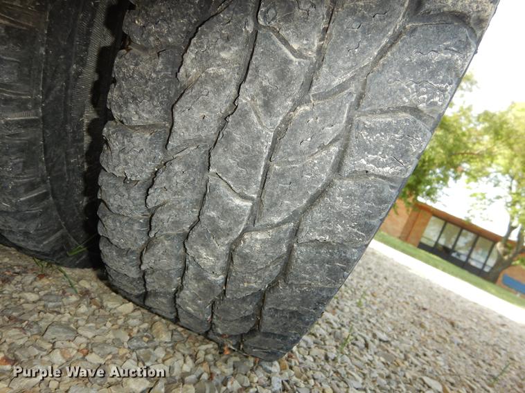 image for item DE1693 2002 Chevrolet Express 3500 micro Blue Bird school bus