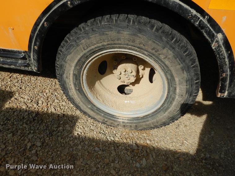 image for item DE1693 2002 Chevrolet Express 3500 micro Blue Bird school bus