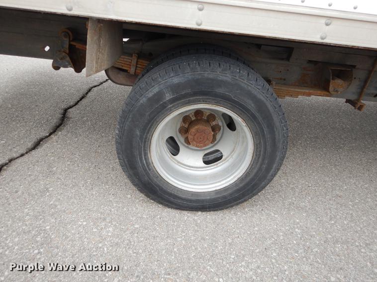 image for item DE1703 2008 Chevrolet Express 3500 Cargo box truck