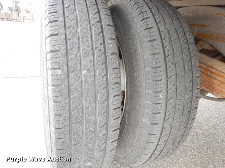 image for item DE1703 2008 Chevrolet Express 3500 Cargo box truck