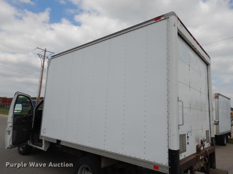 image for item DE1703 2008 Chevrolet Express 3500 Cargo box truck