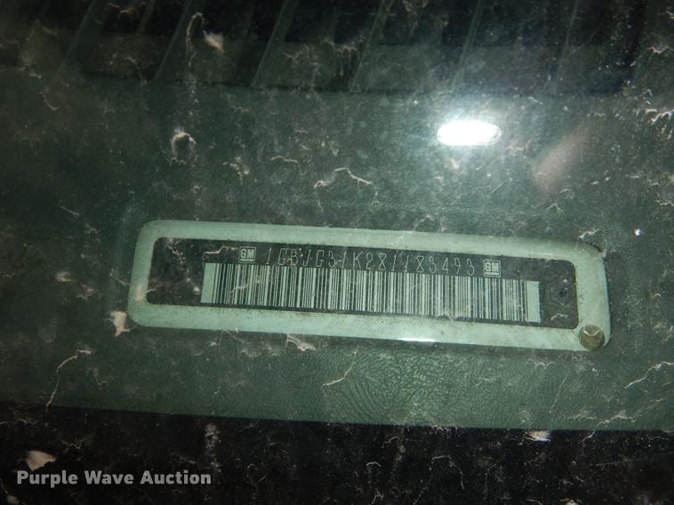 image for item DE1703 2008 Chevrolet Express 3500 Cargo box truck