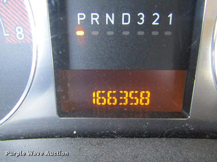 image for item DE6702 2006 Hummer H3 SUV