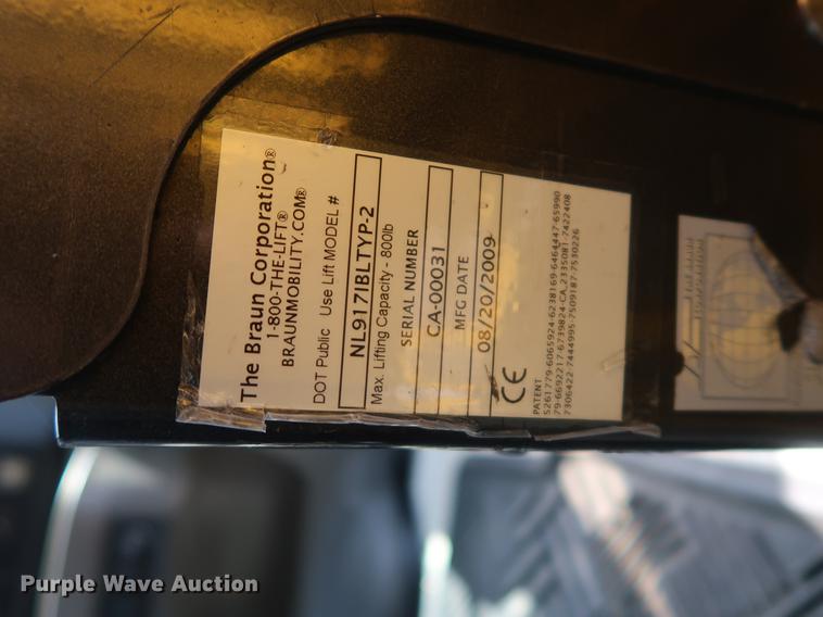 image for item DF3675 2009 Ford E350 Super Duty Extended van