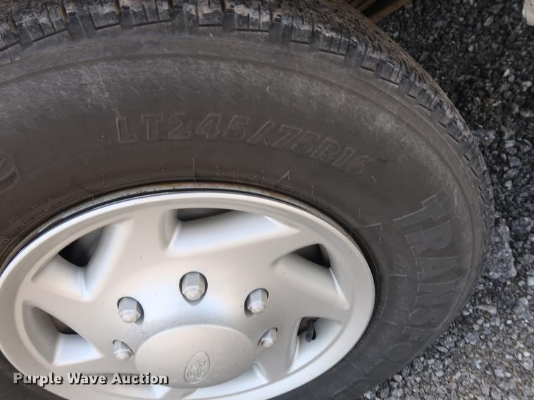 image for item DF3675 2009 Ford E350 Super Duty Extended van